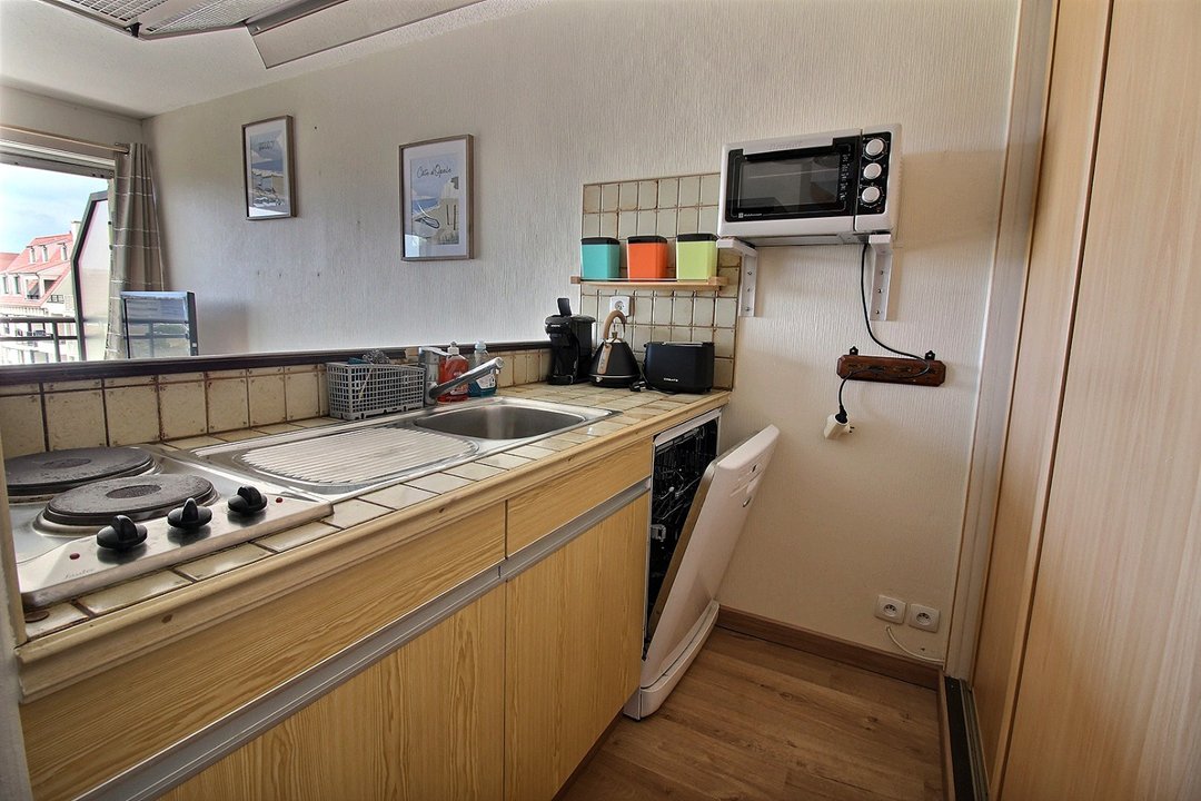 /picture/helios/116215201/BRITANNIA II B3/2_2026-02-09CET16h00-06.jpg